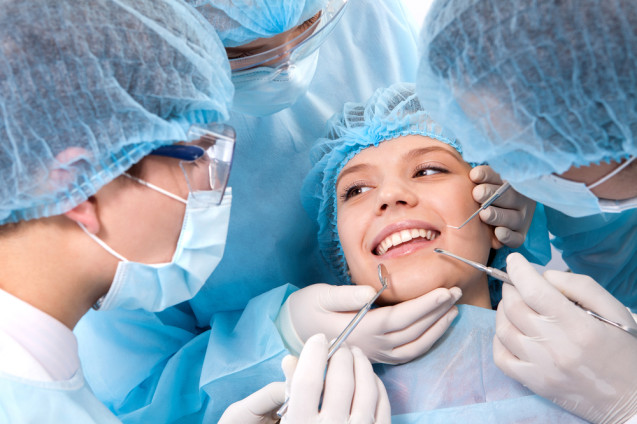 Этапы имплантации зубов Bio3